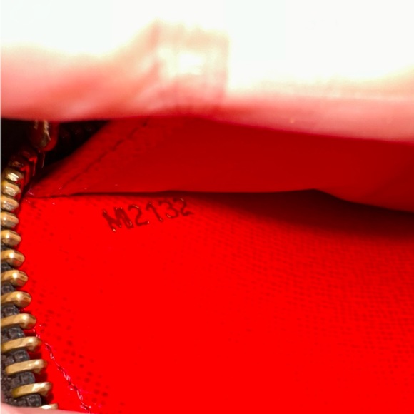 Louis Vuitton limited edition Yayoi Kusama red pumpkin dot zippy wallet. - Picture 15 of 16